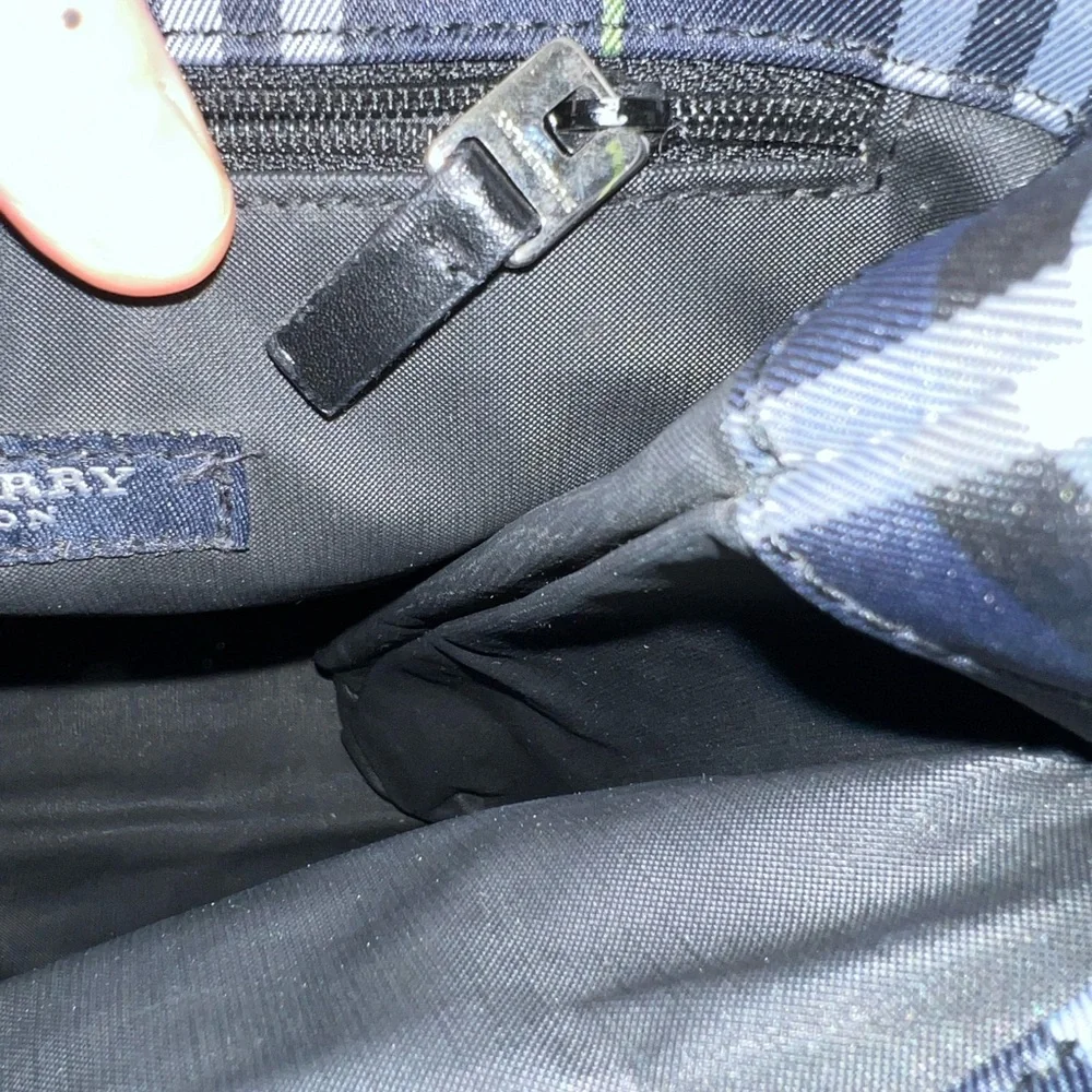 Burberry Nylon Tote small-Pristine Authentic - Picture 7 of 7